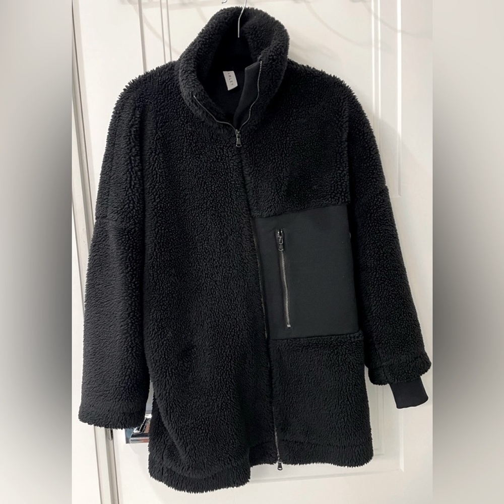 Anthropologie (Varley) oversized Sherpa coat